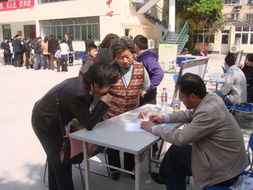 服務社區居民，奉獻上海世博——零陵中學積極開展教育咨詢和招生面試工作